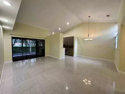 17340 Boca Club Blvd, Boca Raton, FL 33487
