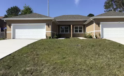 5 Columbia Ln #AB, Palm Coast, FL 32137