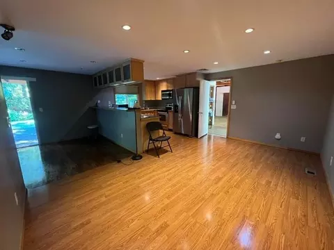 6225 129th Pl SE #NA, Bellevue, WA 98006