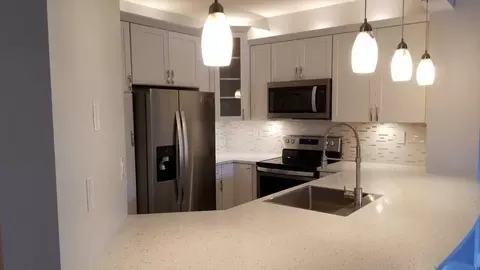 300 Uno Lago Dr #103, Juno Beach, FL 33408