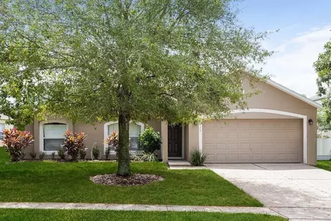 520 Birch Ct, Apopka, FL 32712