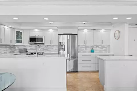 3009 S Ocean Blvd #904, Highland Beach, FL 33487