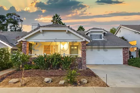 23917 Bennington Dr, Santa Clarita, CA 91354
