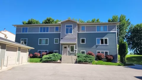 2821 26th St NW #301, Rochester, MN 55901