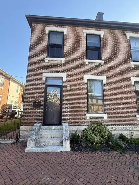 zistel st, Columbus, OH 43217