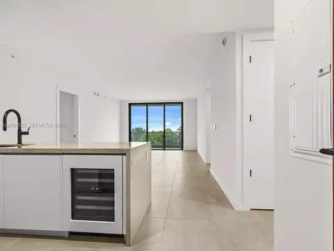 2200 Brickell Ave, Miami, FL 33129