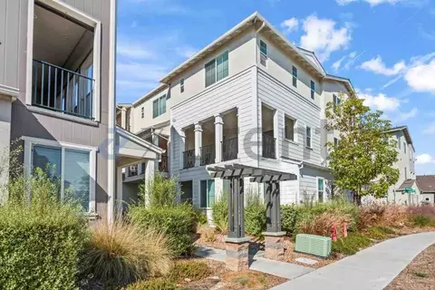 37647 Masts Cove Way, Newark, CA 94560