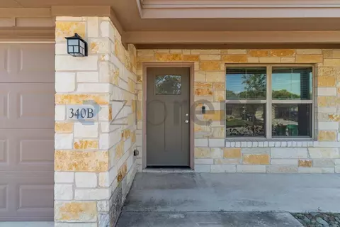 340 Arnold Dr #B, Belton, TX 76513