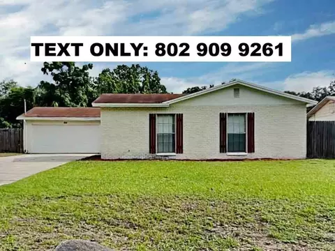 302 W Windhorst Rd, Brandon, FL 33510
