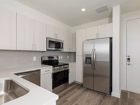 2050 North Loop #220.09, Houston, TX 77009