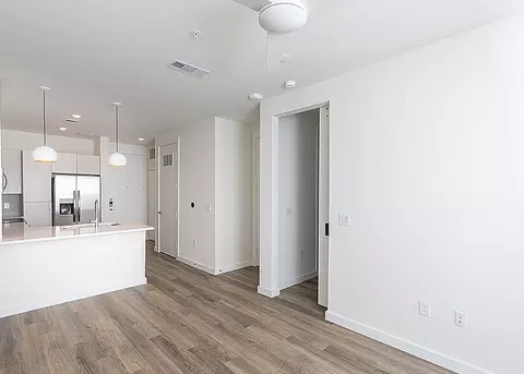 2050 North Loop #2700.9, Houston, TX 77009