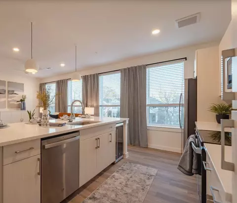 713 W 21st St #9144.1, Houston, TX 77008