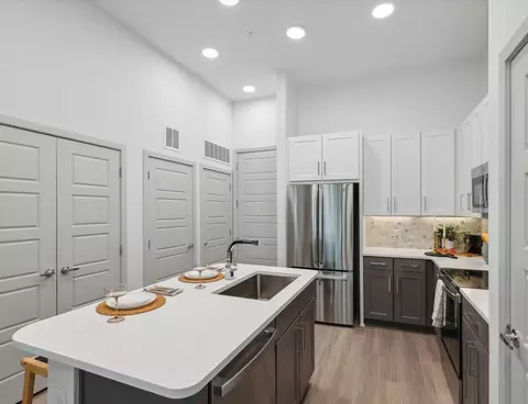 431 Link Rd #6055.4, Houston, TX 77009
