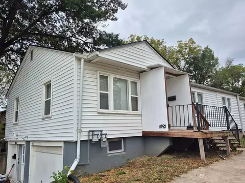 1852 E 78th St #1, Kansas City, MO 64132