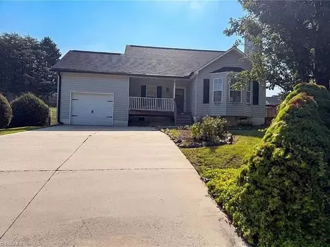 4636 Leprechaun Ln, Winston Salem, NC 27127