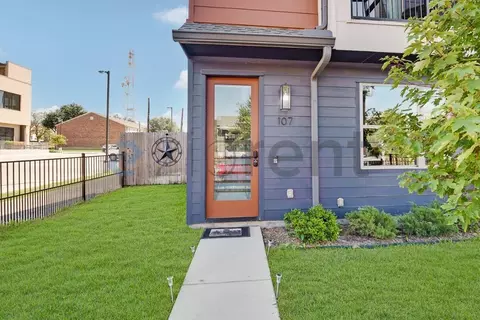 4204 San Jacinto St #107, Dallas, TX 75204