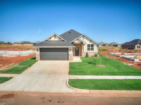 11913 NW 118th Pl, Yukon, OK 73099