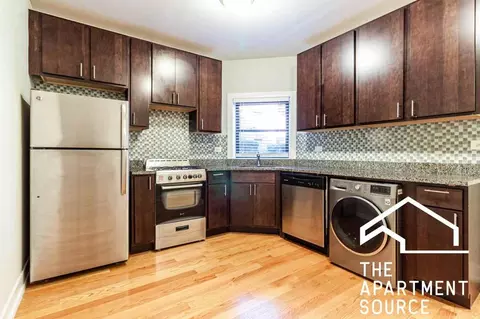 2906 N Mildred Ave #GDN, Chicago, IL 60657
