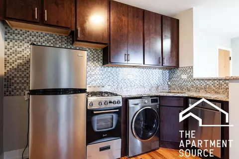 2912 N Mildred Ave #CC1, Chicago, IL 60657