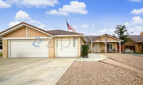 6121 W Avenue J5, Lancaster, CA 93536