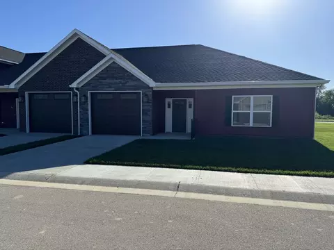 3755 High Pointe Ln, Newburgh, IN 47630