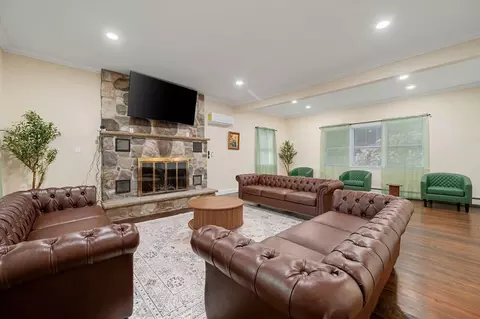 824 Peenpack Trl #1636425P, Sparrow Bush, NY 12780