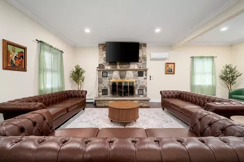 824 Peenpack Trl #1636425P, Sparrow Bush, NY 12780