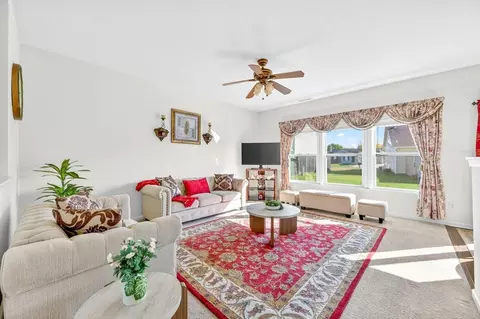 4663 Bayview Dr #1634355P, Columbus, IN 47203