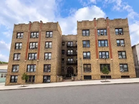 272 Hutton St # 2, Jersey City, NJ 07307