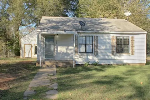 809 Beckley St #H, Kilgore, TX 75662