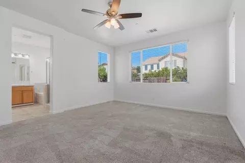 1119 N Linda Vista Ct #1, Visalia, CA 93291