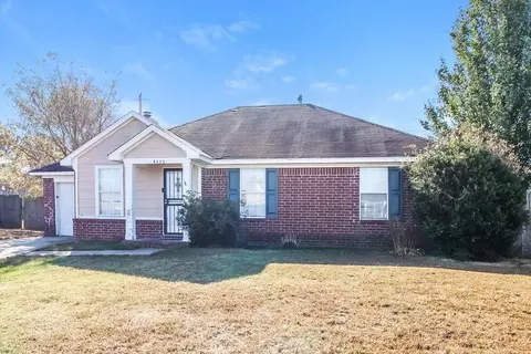 4555 Cedar Leaf Cv, Memphis, TN 38128
