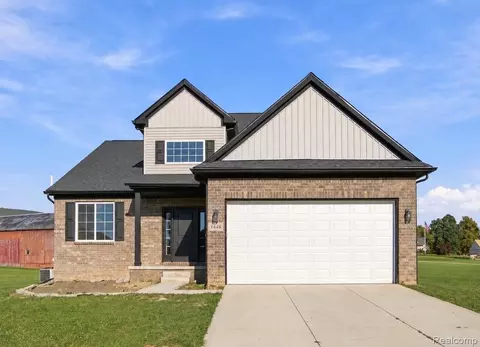 1448 Woodlake Ln #NA, Grand Blanc, MI 48439