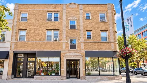 2480 N Lincoln Ave #3, Chicago, IL 60614
