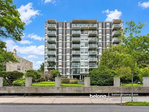60 Babcock St #54, Brookline, MA 02446