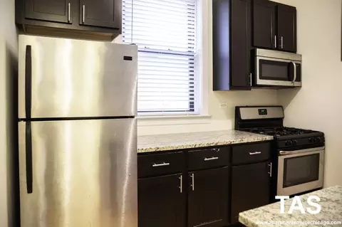 2175 W Giddings St #1, Chicago, IL 60625