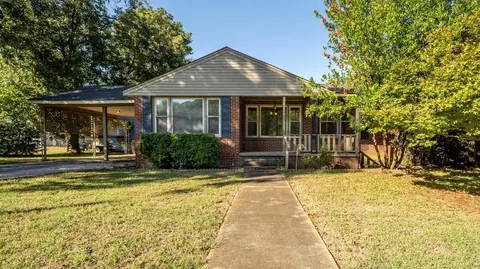 1414 Tower St SE, Decatur, AL 35601