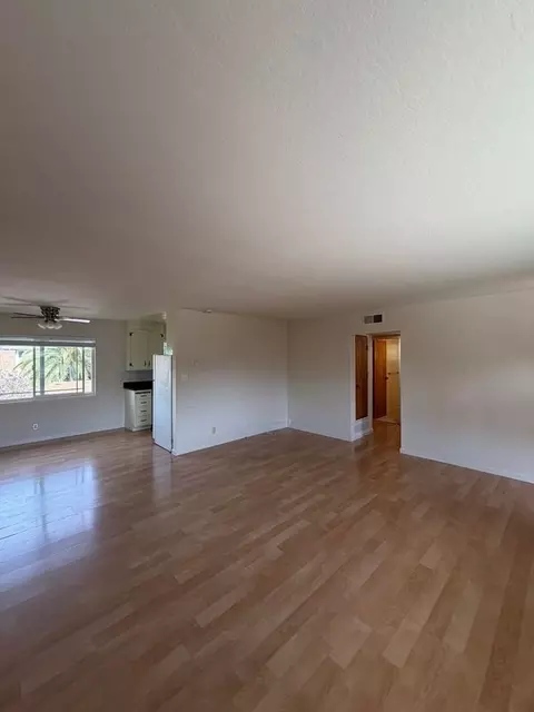 720 Madison Ave #16, Redwood City, CA 94061