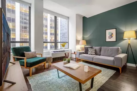 128 Water St #2906, New York, NY 10005
