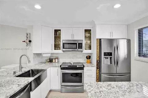 9395 Boca Cove Cir #1208, Boca Raton, FL 33428