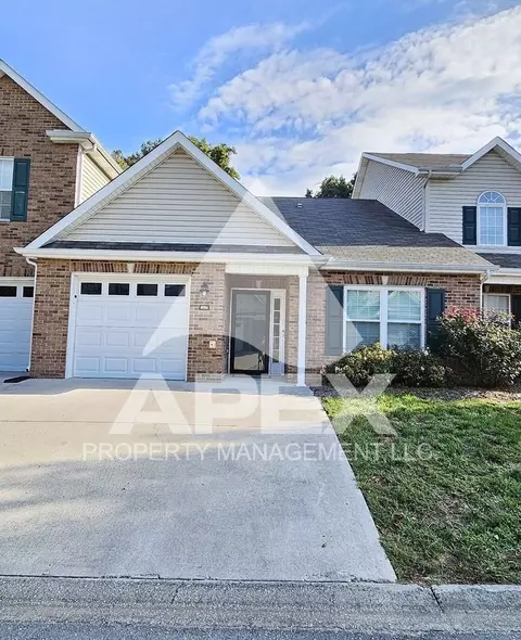 6764 La Christa Way, Knoxville, TN 37921