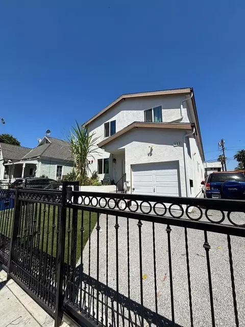 427 E 21st St, Los Angeles, CA 90011