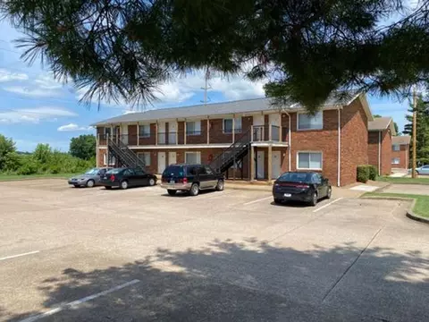 309 Green Valley Dr #68, Mount Vernon, IN 47620