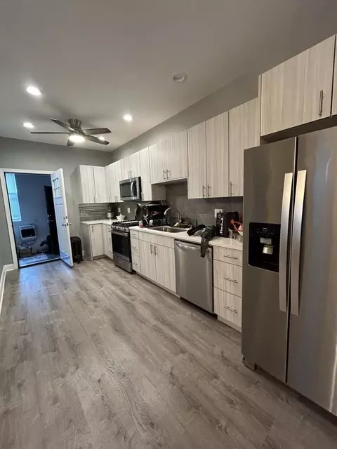 2539 W Logan Blvd #1, Chicago, IL 60647