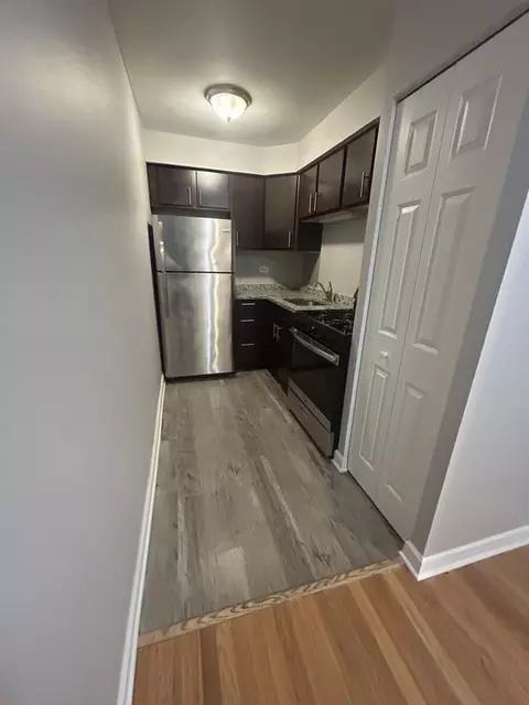 6211 N Kenmore Ave #502, Chicago, IL 60660