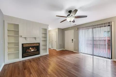 384 Summerwalk Cir, Chapel Hill, NC 27517