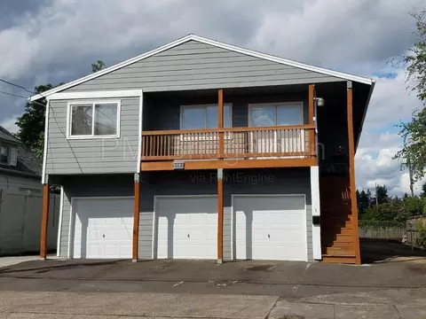 5507 SE Lafayette St #1, Portland, OR 97206