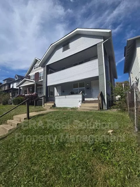 1174 E Livingston Ave, Columbus, OH 43205