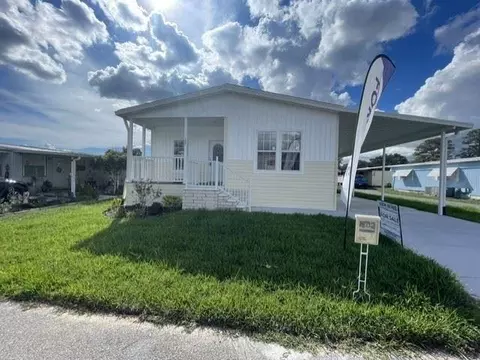 137 E Sterling Way, Leesburg, FL 34788