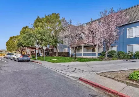 1457 N Camino Alto #308, Vallejo, CA 94589